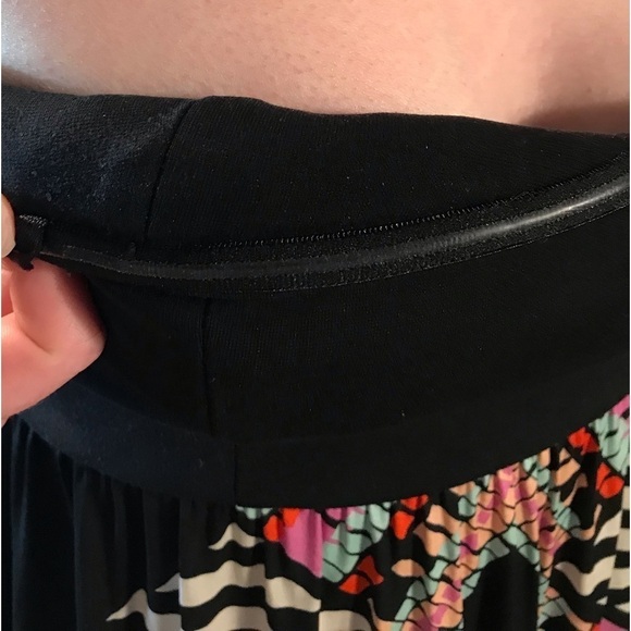 🖤💞2B BEBE STRAPLESS MAXI DRESS SIZE MED W BEAUTIFUL GEO DESIGN CENTER!💞🖤 - Picture 4 of 8